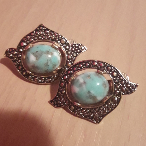 Sarah Coventry Jewelry - Sarah Coventry earrings